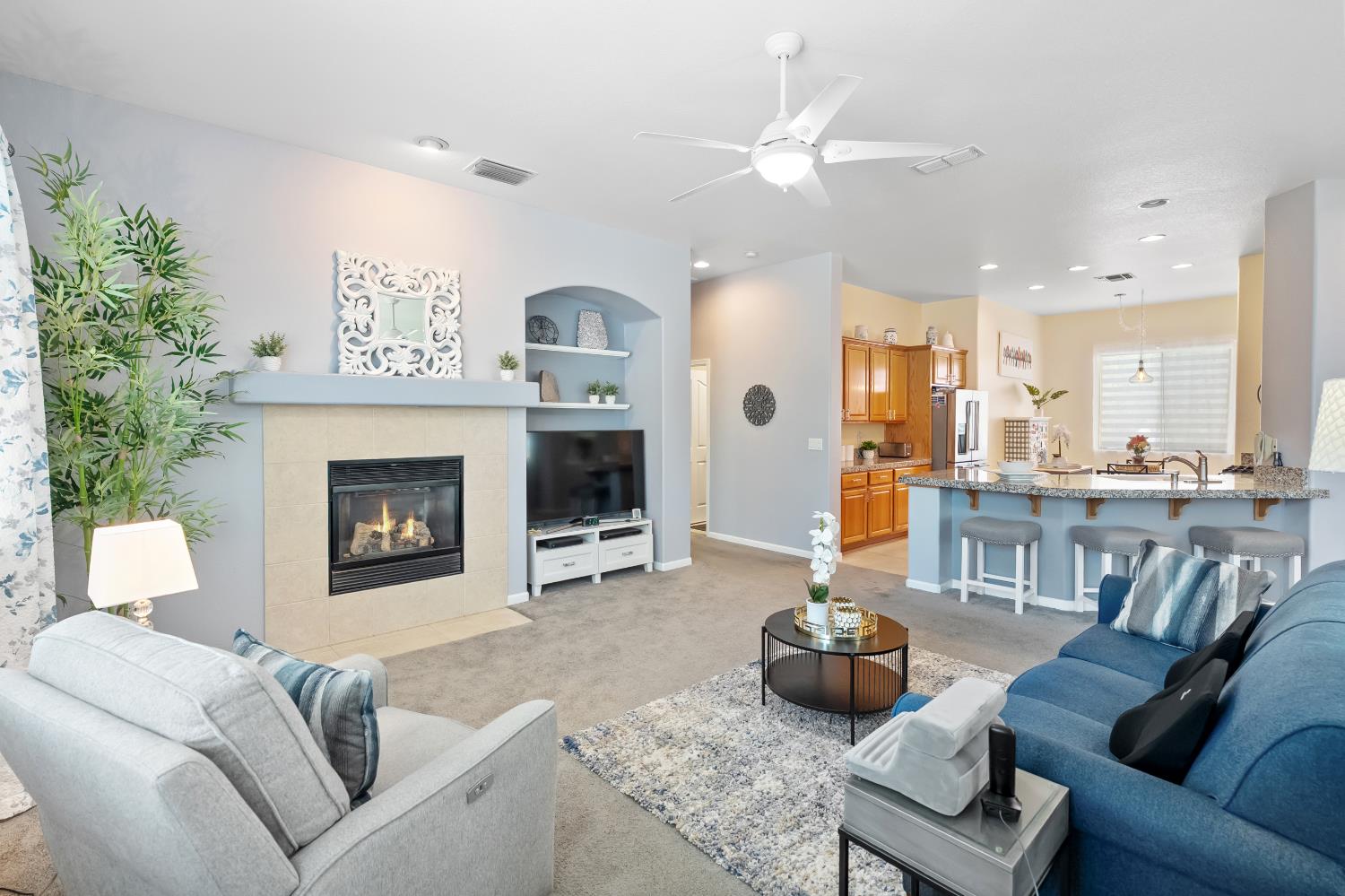 Detail Gallery Image 23 of 65 For 9501 Misty Cove Ln, Elk Grove,  CA 95758 - 2 Beds | 2 Baths