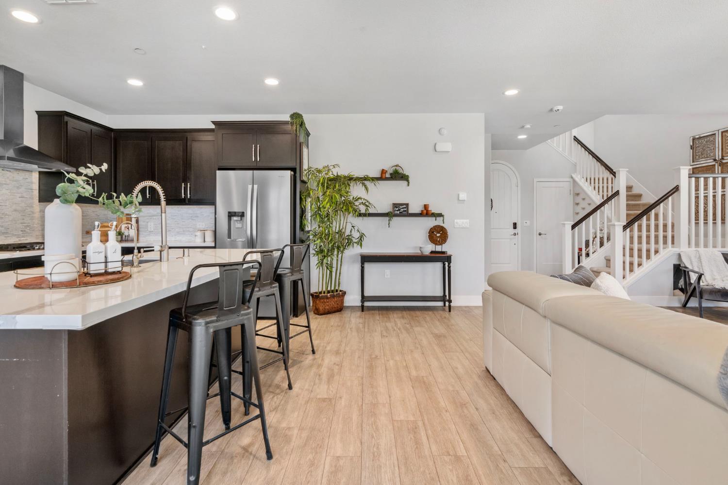 Detail Gallery Image 26 of 57 For 344 W Hopkins Ct, Mountain House,  CA 95391 - 4 Beds | 3 Baths