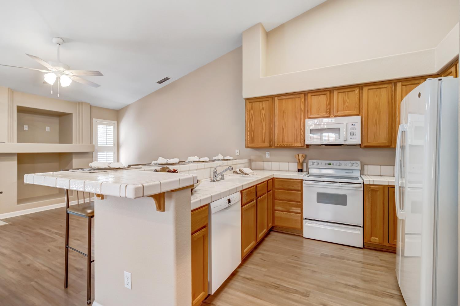 Detail Gallery Image 22 of 47 For 711 Sands Way, Folsom,  CA 95630 - 3 Beds | 2 Baths