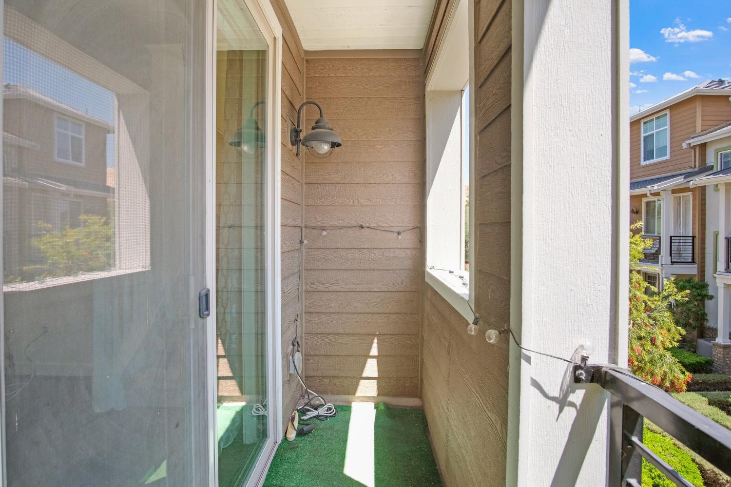 Detail Gallery Image 16 of 33 For 375 Basswood #3,  Livermore,  CA 94551 - 2 Beds | 2/1 Baths