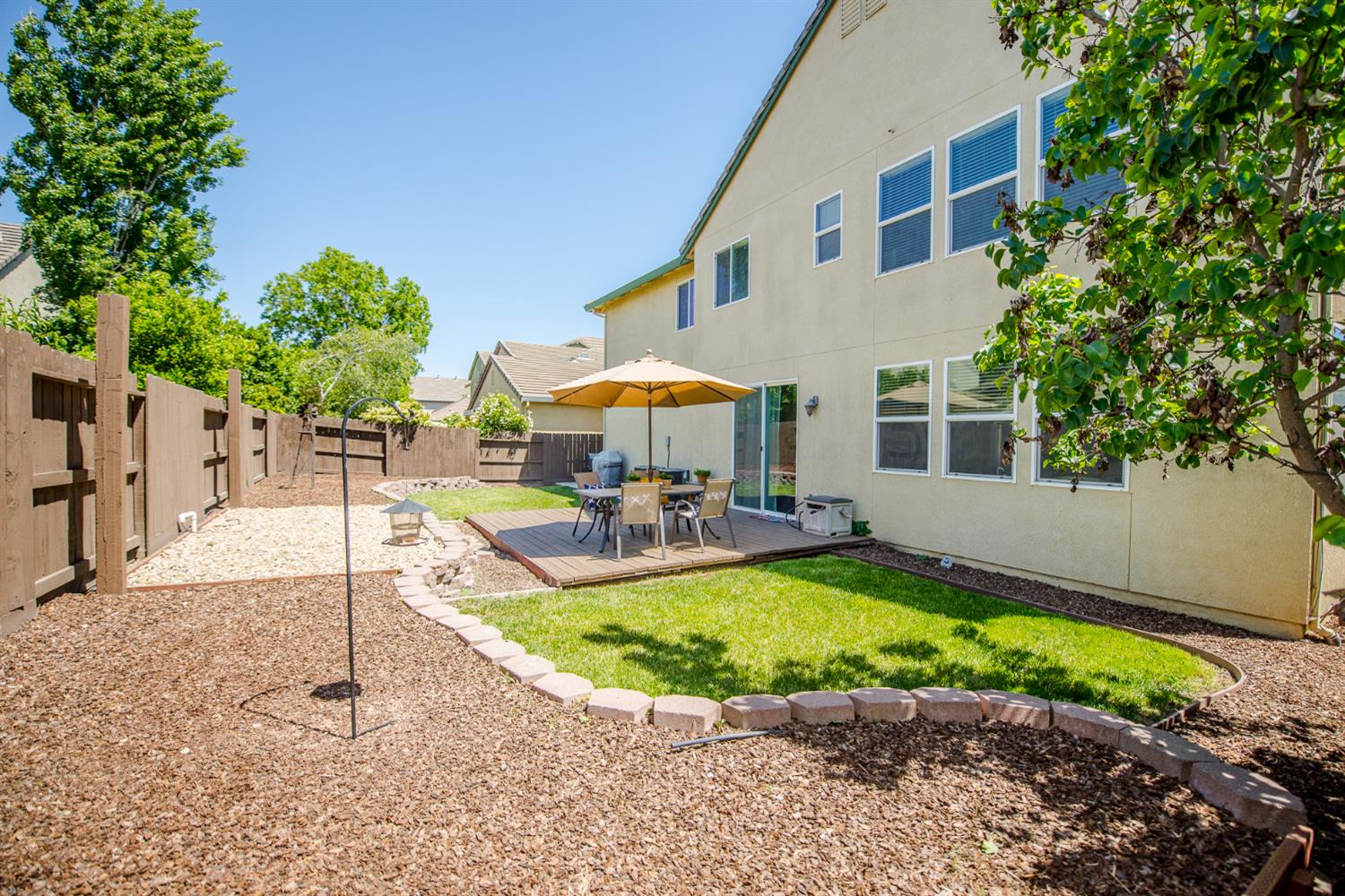 Detail Gallery Image 37 of 38 For 2363 Ackley Pl, Woodland,  CA 95776 - 5 Beds | 4 Baths
