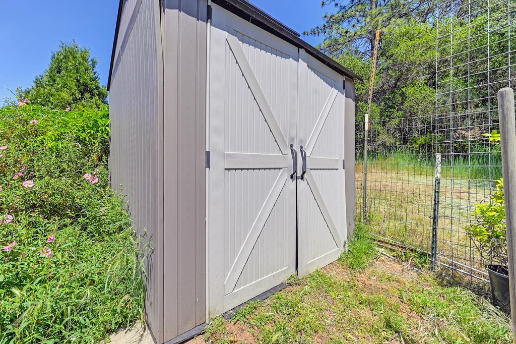 Detail Gallery Image 51 of 68 For 17725 Lake Forest Dr, Penn Valley,  CA 95946 - 3 Beds | 2 Baths
