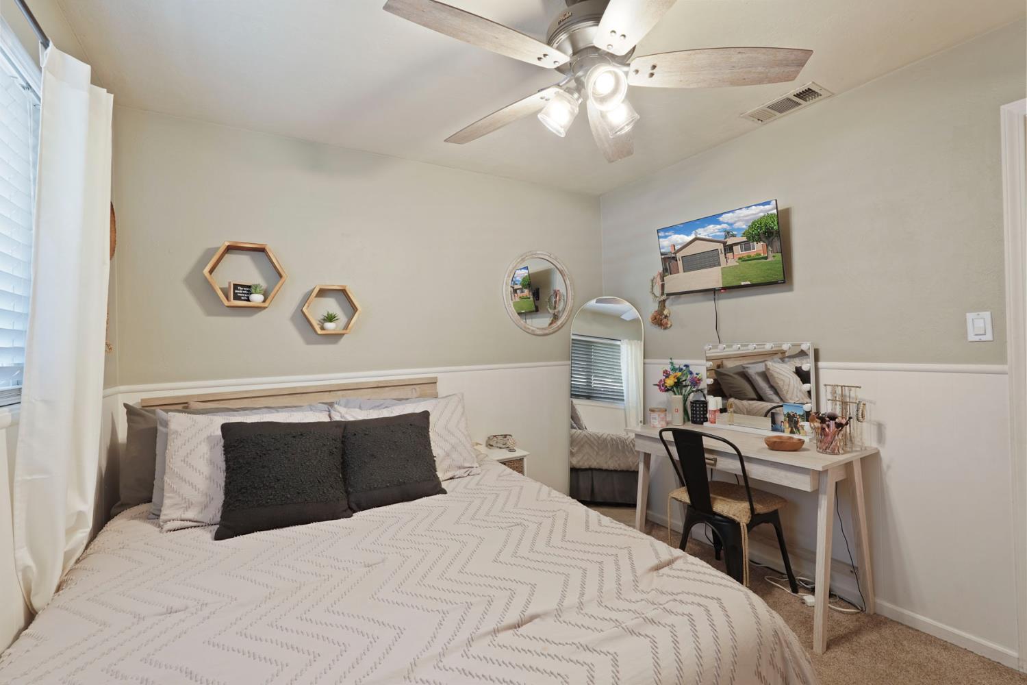 Detail Gallery Image 22 of 39 For 60 N Pacific Ave, Lodi,  CA 95242 - 3 Beds | 2 Baths
