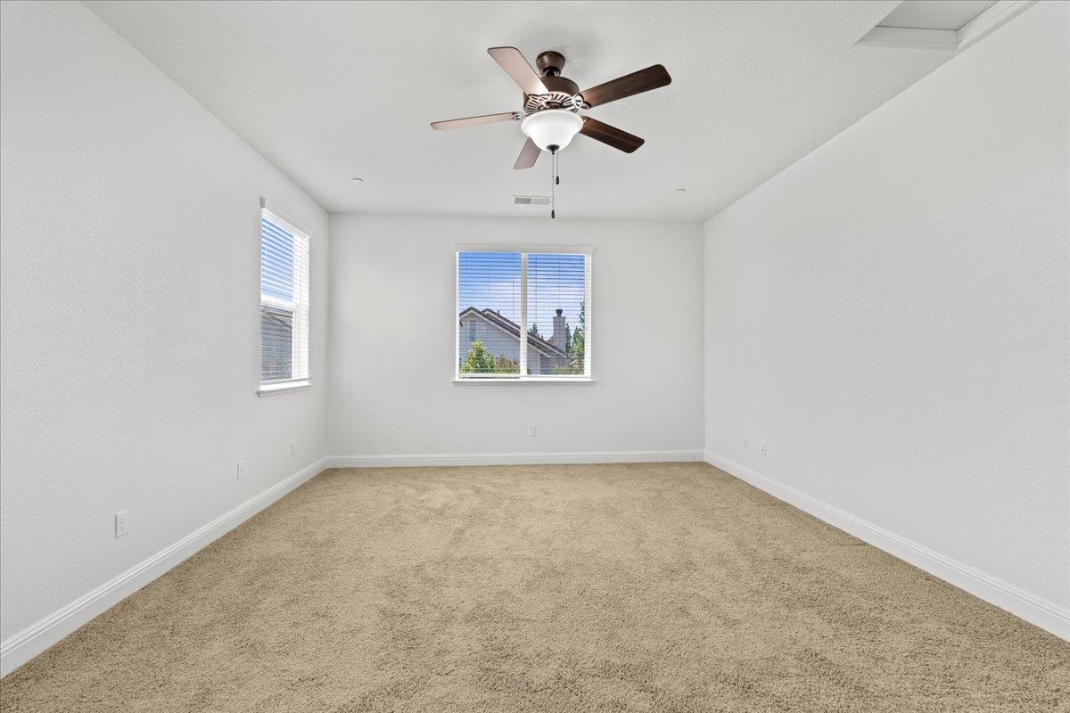 Detail Gallery Image 27 of 37 For 3129 Lennon Dr, Roseville,  CA 95661 - 5 Beds | 3 Baths