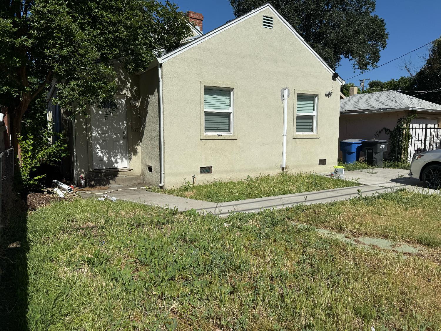 Detail Gallery Image 1 of 20 For 3321 Belden St, Sacramento,  CA 95838 - 2 Beds | 1 Baths