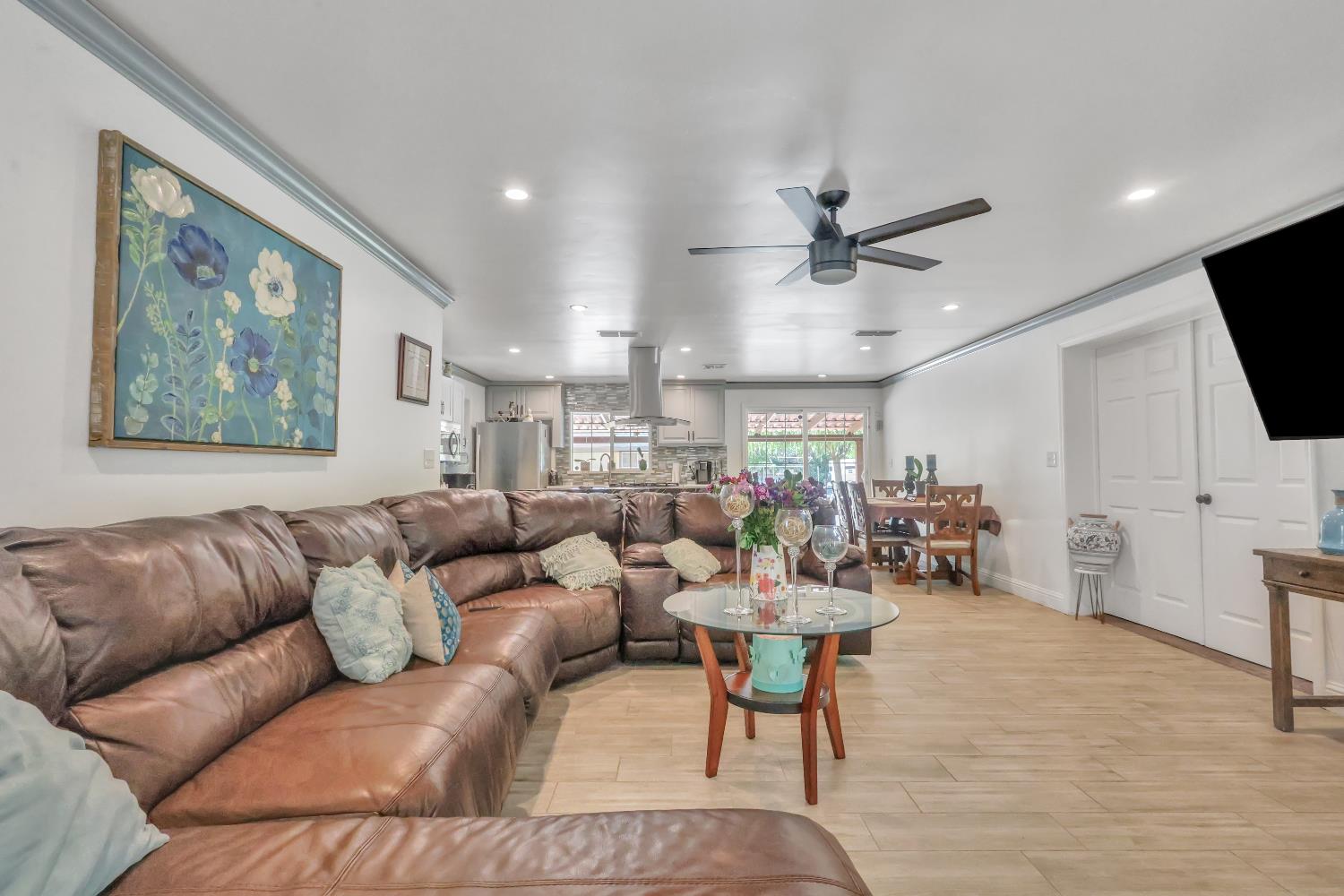 Detail Gallery Image 26 of 66 For 8033 Sunrise Blvd, Citrus Heights,  CA 95610 - 4 Beds | 3 Baths