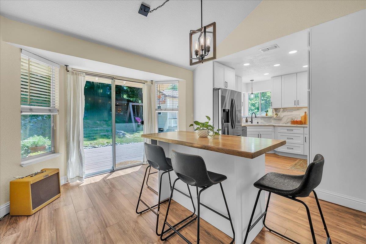 Detail Gallery Image 14 of 36 For 820 Estey Way, Placerville,  CA 95667 - 3 Beds | 2 Baths