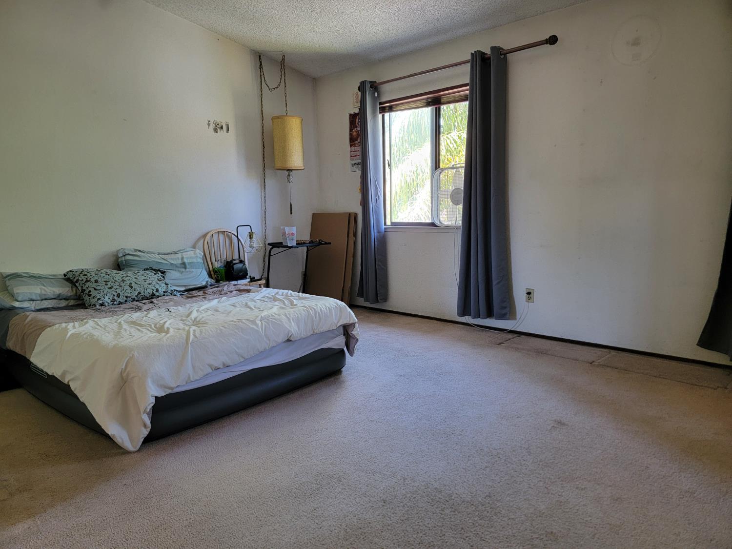 Detail Gallery Image 9 of 17 For 3121 Yarwood Way, Sacramento,  CA 95833 - 4 Beds | 2/1 Baths