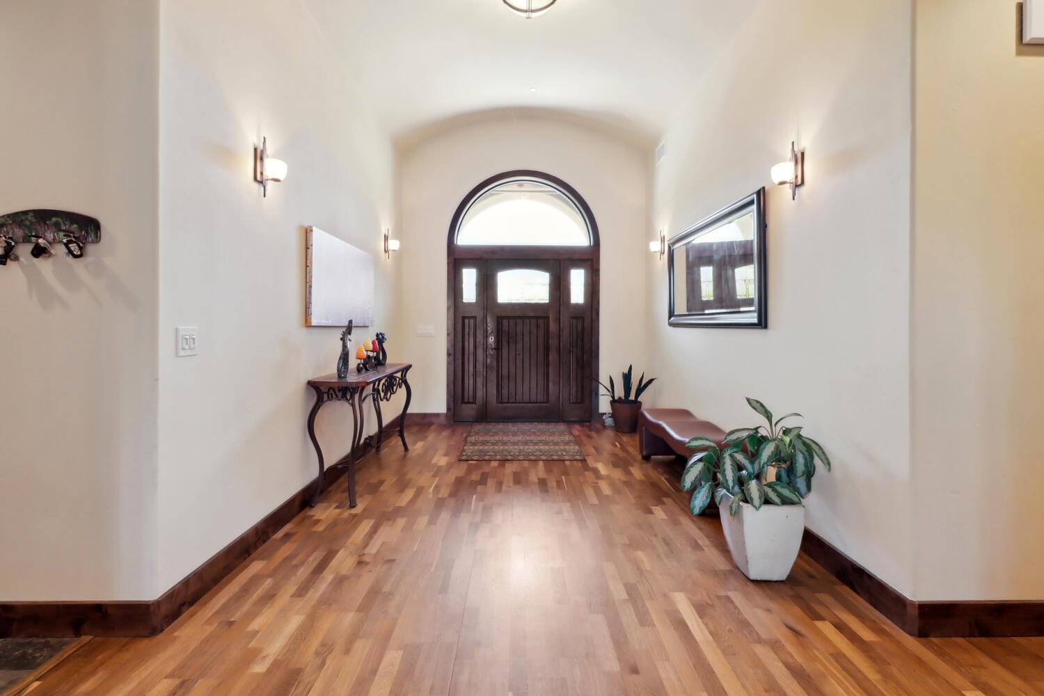 Detail Gallery Image 7 of 55 For 2253 Somerset Cir, Woodland,  CA 95776 - 3 Beds | 2 Baths