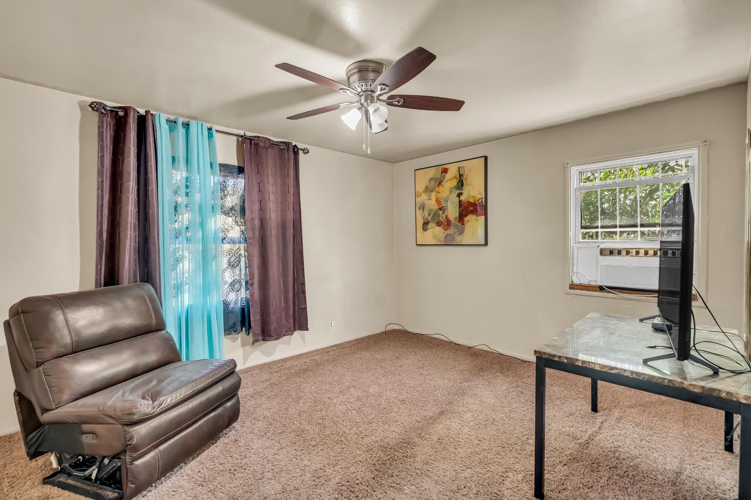 Detail Gallery Image 18 of 29 For 4472 El Cerrito Way, Sacramento,  CA 95820 - 2 Beds | 1 Baths