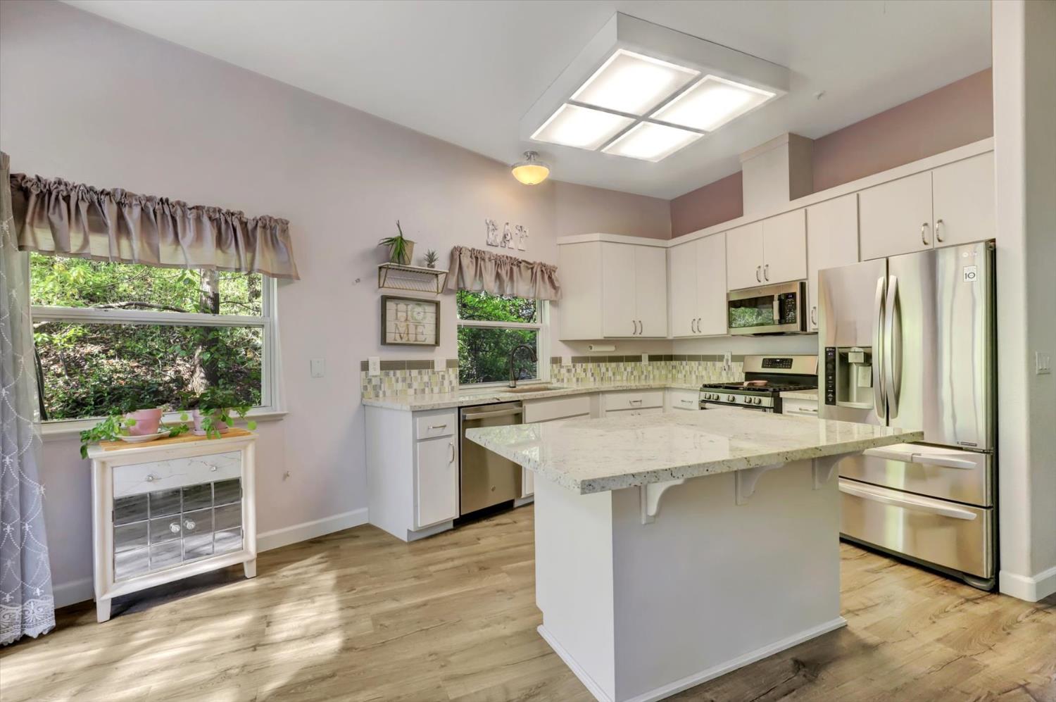 Silkwood Drive, Auburn, California image 14
