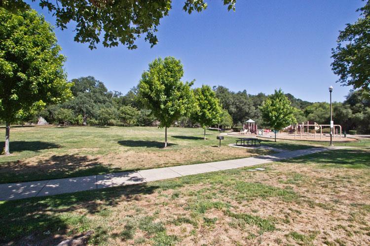 Sterling Drive, Rocklin, California image 14