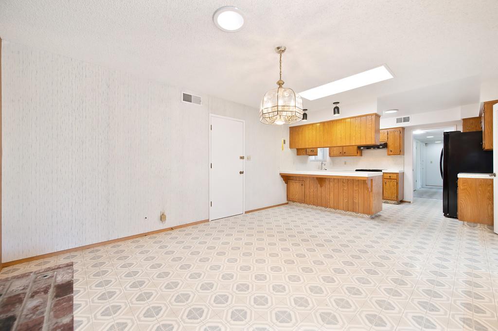 Detail Gallery Image 13 of 40 For 2333 Pinturo Way, Rancho Cordova,  CA 95670 - 4 Beds | 2 Baths
