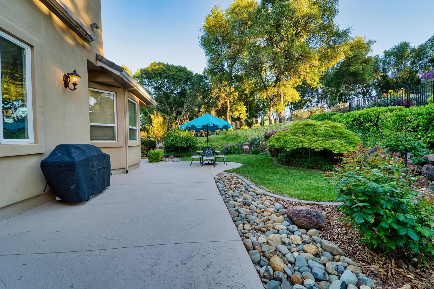 Detail Gallery Image 16 of 75 For 215 Oak Brook Ct, Auburn,  CA 95602 - 3 Beds | 2/1 Baths
