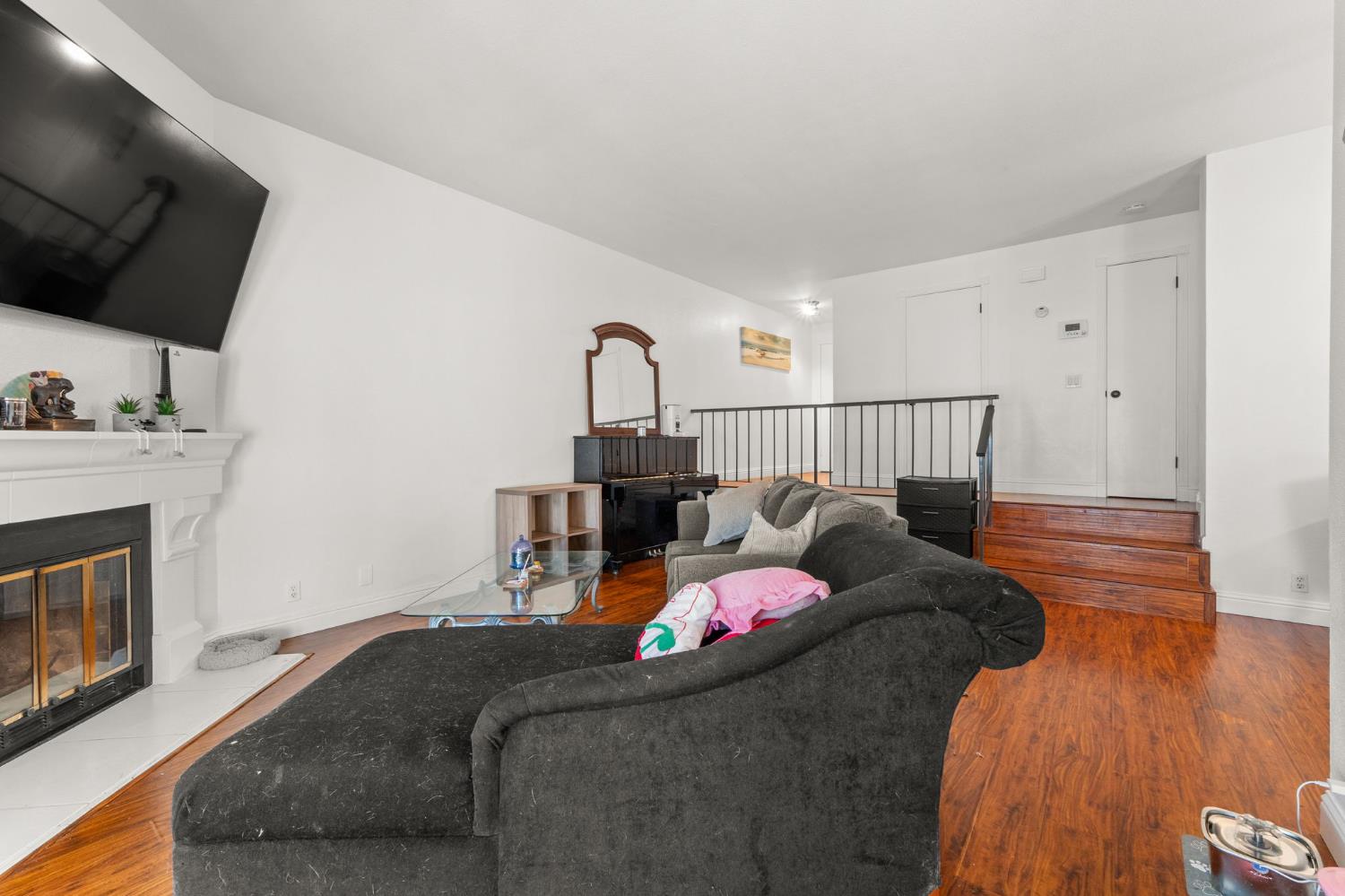 Photo #5: 225066352 Listing: Photo #5