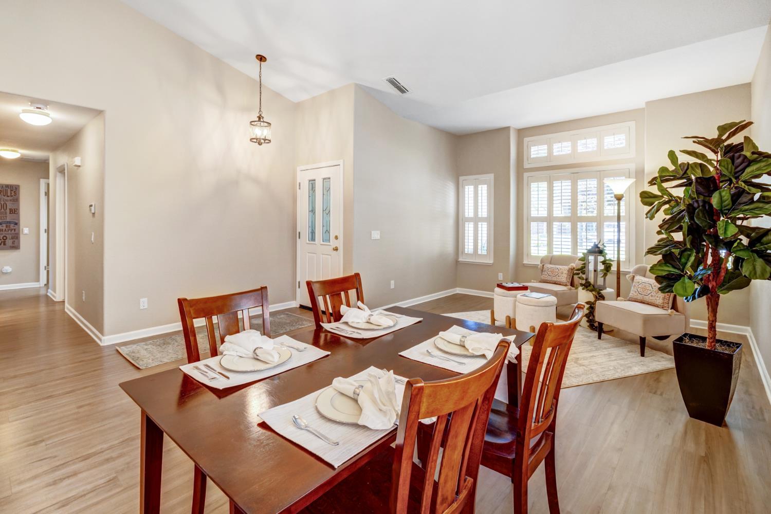 Detail Gallery Image 6 of 47 For 711 Sands Way, Folsom,  CA 95630 - 3 Beds | 2 Baths