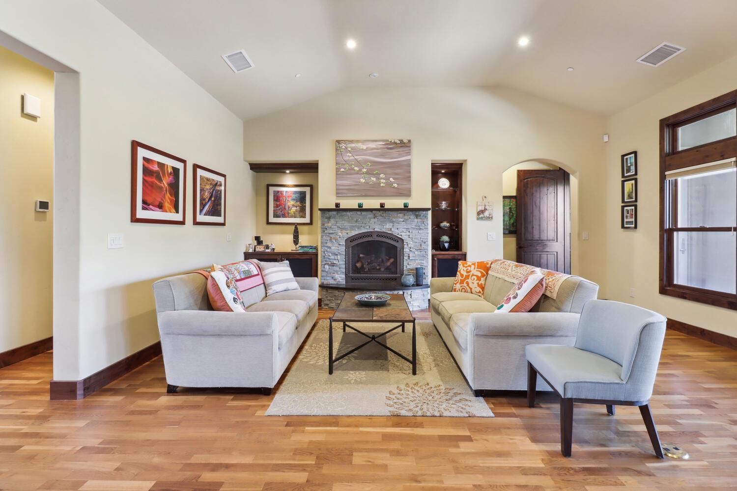 Detail Gallery Image 9 of 55 For 2253 Somerset Cir, Woodland,  CA 95776 - 3 Beds | 2 Baths