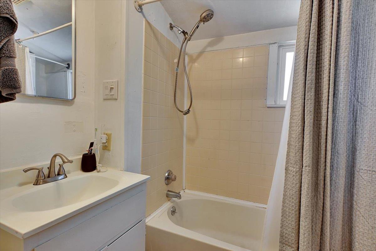 Detail Gallery Image 32 of 44 For 381 Foresthill Ave, Auburn,  CA 95603 - 3 Beds | 2 Baths