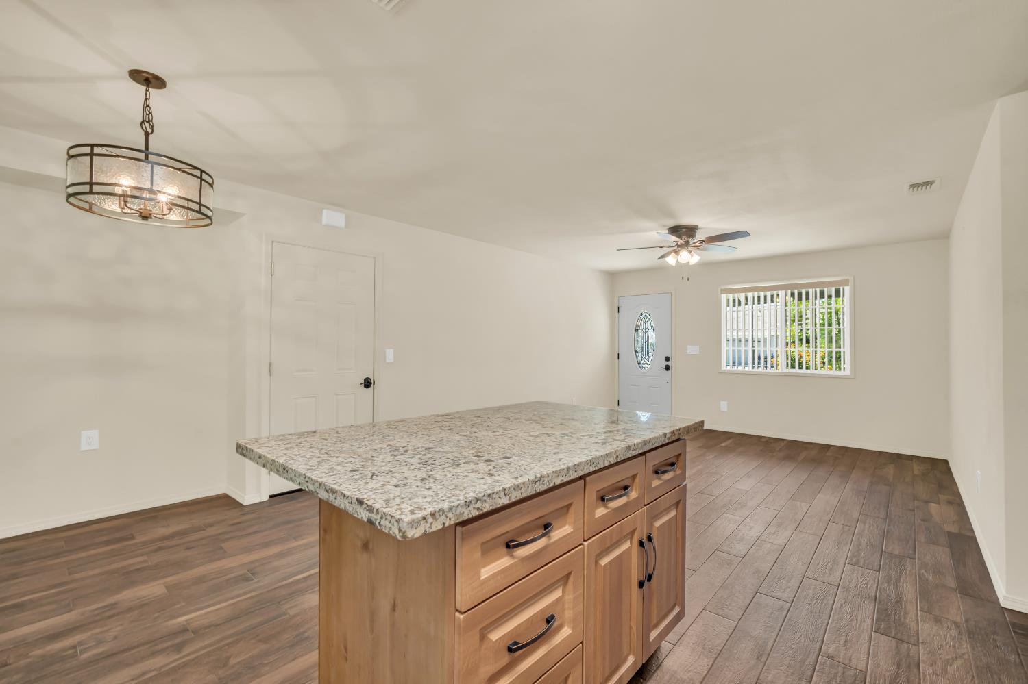 Detail Gallery Image 21 of 47 For 7166 Arutas Dr, North Highlands,  CA 95660 - 3 Beds | 2 Baths