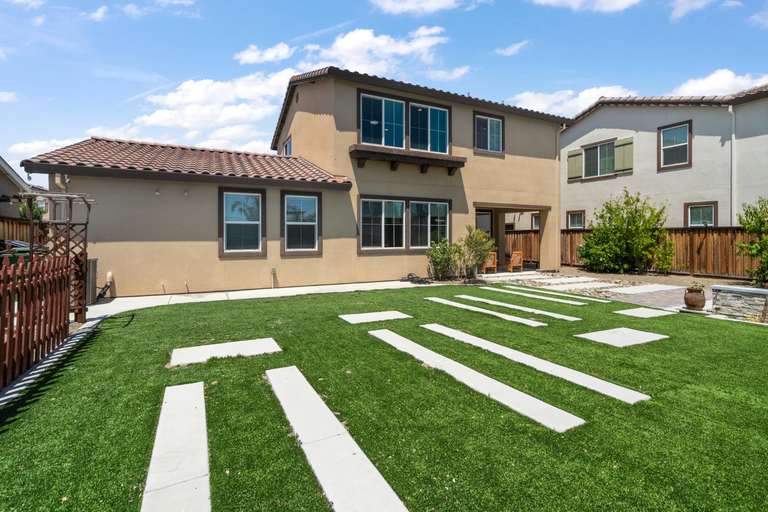 Detail Gallery Image 42 of 57 For 344 W Hopkins Ct, Mountain House,  CA 95391 - 4 Beds | 3 Baths