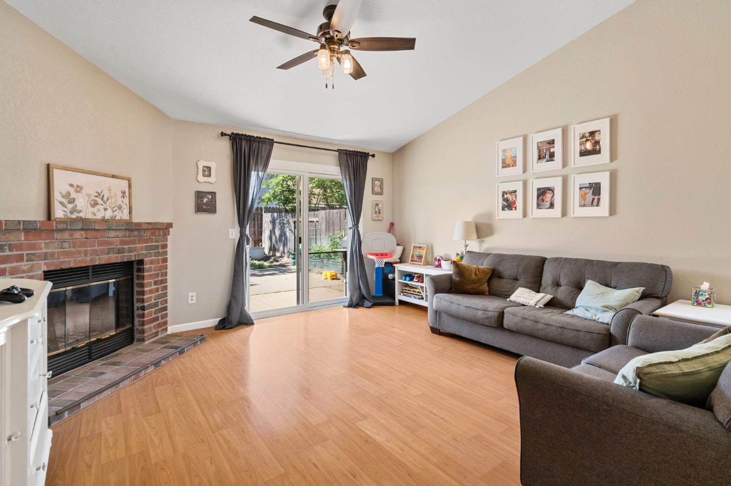 Detail Gallery Image 21 of 38 For 672 Pestana Dr, Galt,  CA 95632 - 3 Beds | 2 Baths