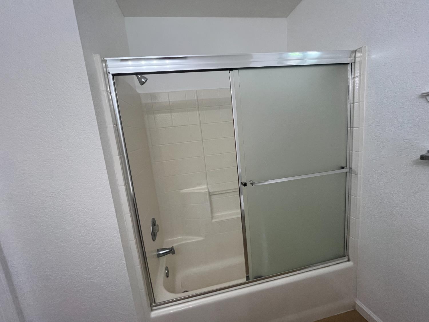 Detail Gallery Image 12 of 24 For 53 S Wallace Lake Dr, Wallace,  CA 95254 - 3 Beds | 2 Baths