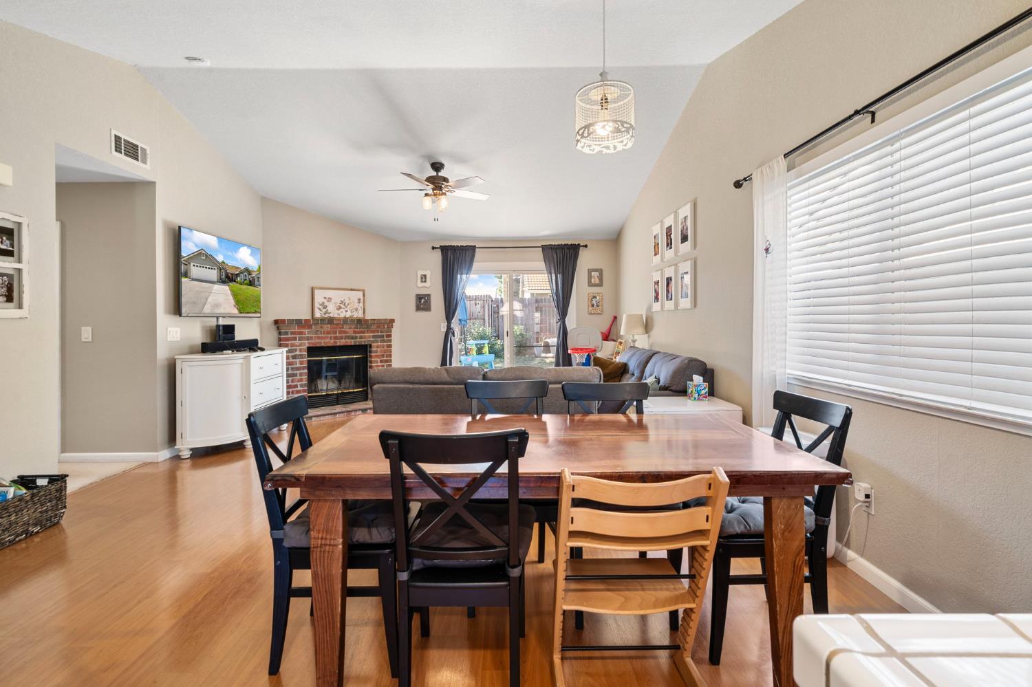 Detail Gallery Image 18 of 38 For 672 Pestana Dr, Galt,  CA 95632 - 3 Beds | 2 Baths