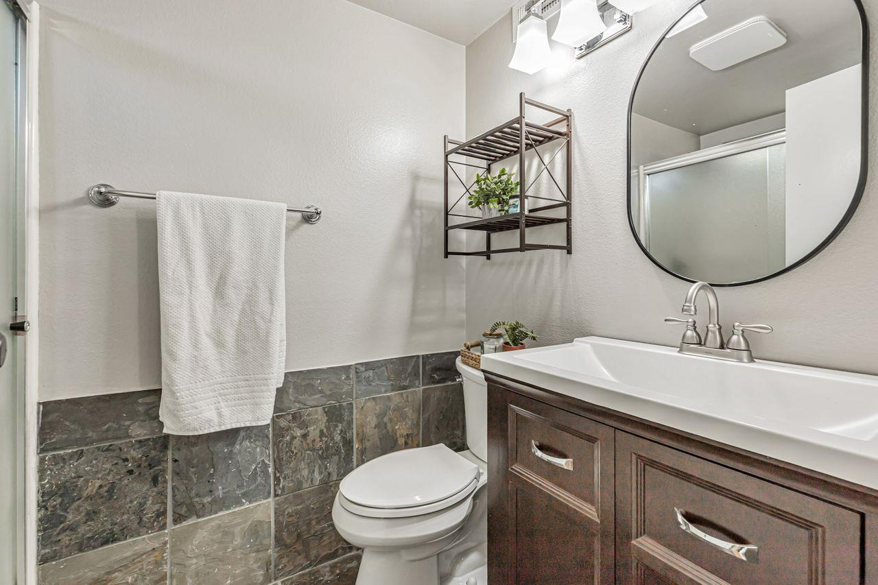 Detail Gallery Image 35 of 39 For 7440 Mar Vista Way, Citrus Heights,  CA 95621 - 3 Beds | 2 Baths