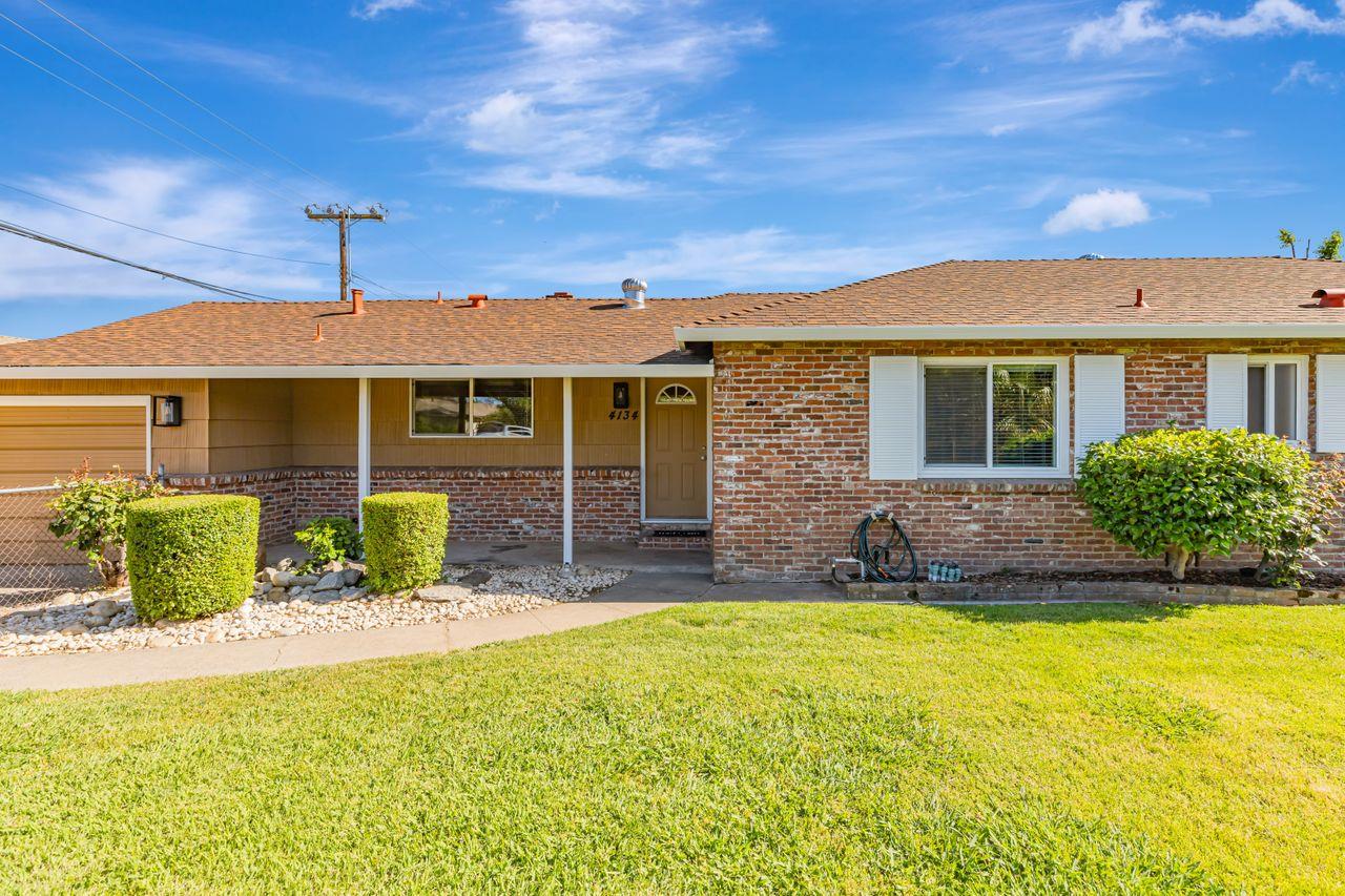 Detail Gallery Image 8 of 72 For 4130 Arden Way, Sacramento,  CA 95864 - – Beds | – Baths