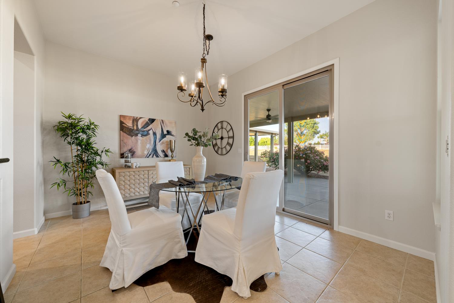 Detail Gallery Image 31 of 90 For 9461 Crossrail Dr, Wilton,  CA 95693 - 5 Beds | 3 Baths