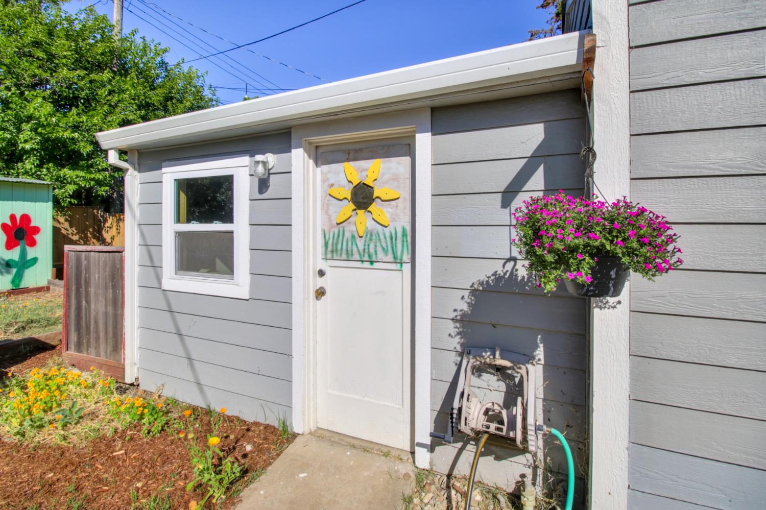 Detail Gallery Image 50 of 60 For 2121 Juliesse Ave, Sacramento,  CA 95821 - 3 Beds | 1 Baths