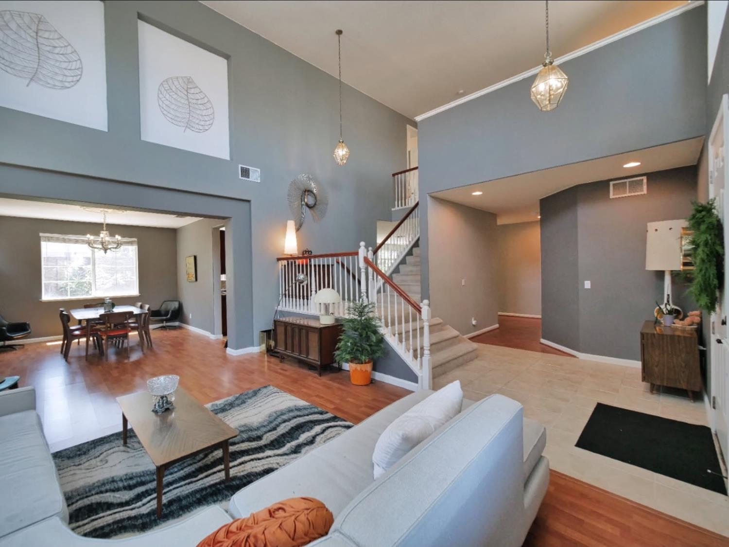 Detail Gallery Image 6 of 15 For 1242 Tulloch Dr, Tracy,  CA 95304 - 5 Beds | 3 Baths