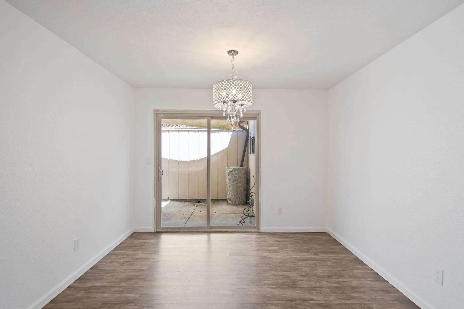 Detail Gallery Image 12 of 30 For 1821 Laurel Oak Dr, Modesto,  CA 95354 - 2 Beds | 2 Baths