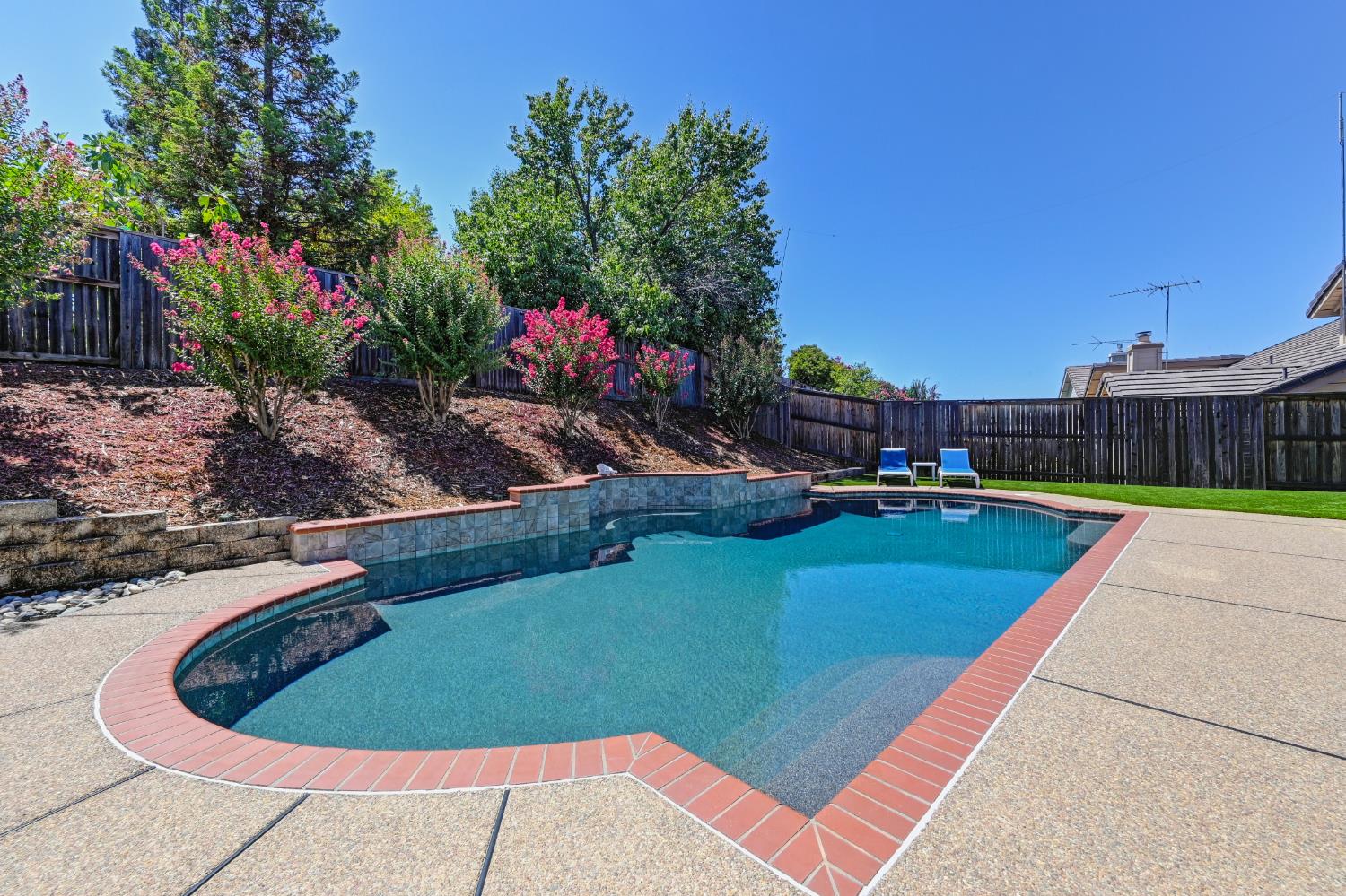 Detail Gallery Image 40 of 43 For 5313 Thunder Ridge Cir, Rocklin,  CA 95765 - 4 Beds | 3 Baths