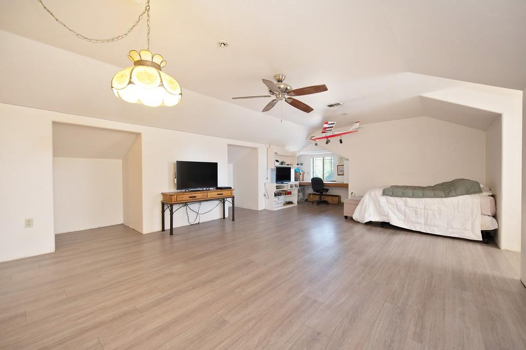 Detail Gallery Image 25 of 35 For 3443 Barker Rd, Loomis,  CA 95650 - 3 Beds | 2/1 Baths