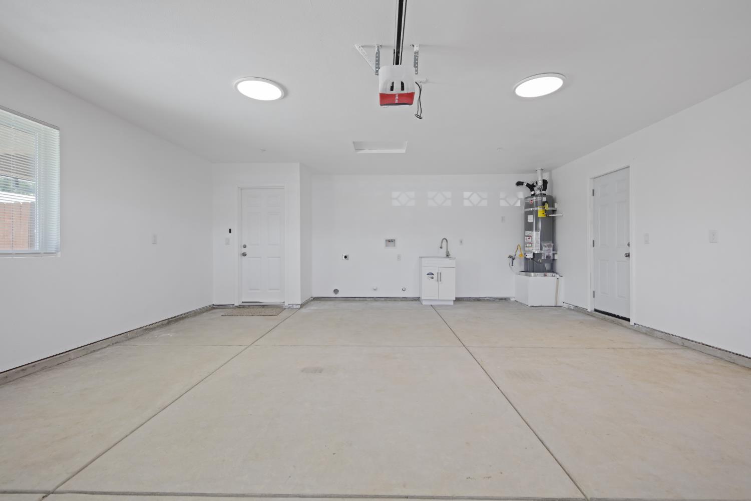 Detail Gallery Image 22 of 46 For 2432 E Willow St a & B,  Stockton,  CA 95205 - 4 Beds | 2 Baths