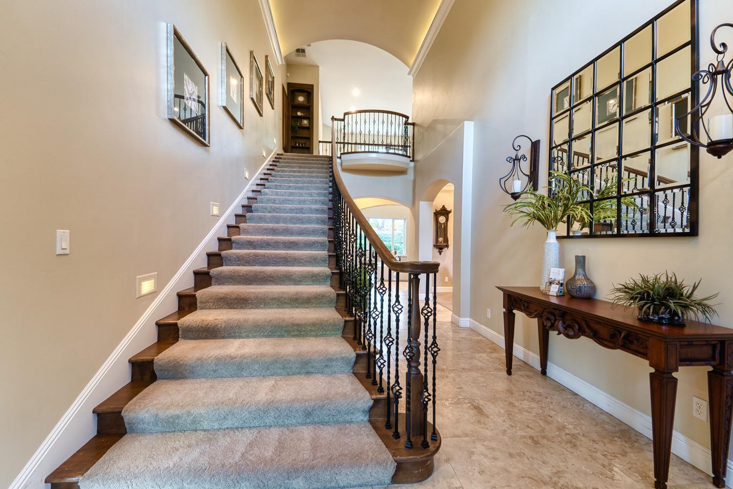 Detail Gallery Image 22 of 75 For 215 Oak Brook Ct, Auburn,  CA 95602 - 3 Beds | 2/1 Baths
