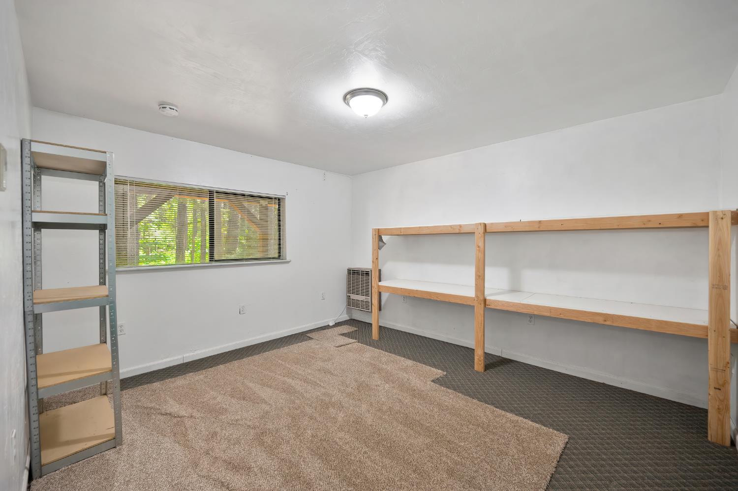 Detail Gallery Image 24 of 36 For 3063 Zinc Dr, Pollock Pines,  CA 95726 - 3 Beds | 2 Baths