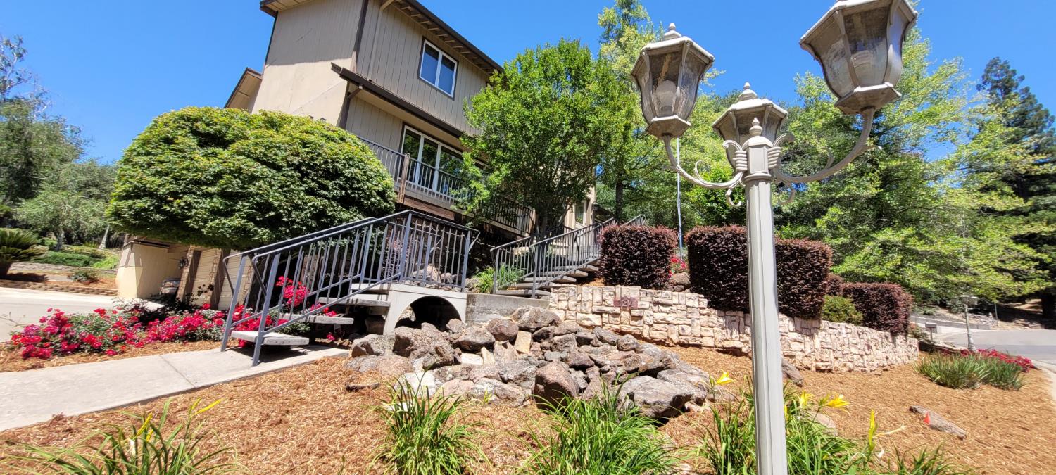 Detail Gallery Image 2 of 95 For 124 Mountain Oak Ct, Folsom,  CA 95630 - 5 Beds | 4 Baths