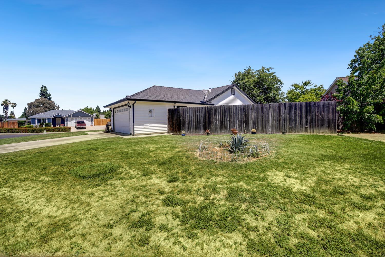 Detail Gallery Image 48 of 50 For 2767 Betty Way, West Sacramento,  CA 95691 - 3 Beds | 2 Baths