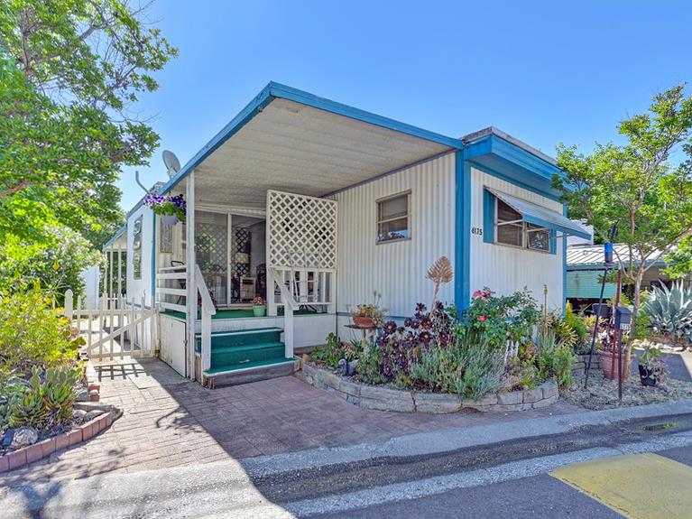 Detail Gallery Image 1 of 38 For 6175 Nob Hill Drive, Newcastle,  CA 95658 - 2 Beds | 1 Baths