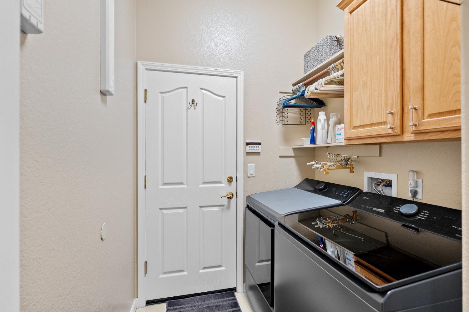 Detail Gallery Image 43 of 65 For 9501 Misty Cove Ln, Elk Grove,  CA 95758 - 2 Beds | 2 Baths
