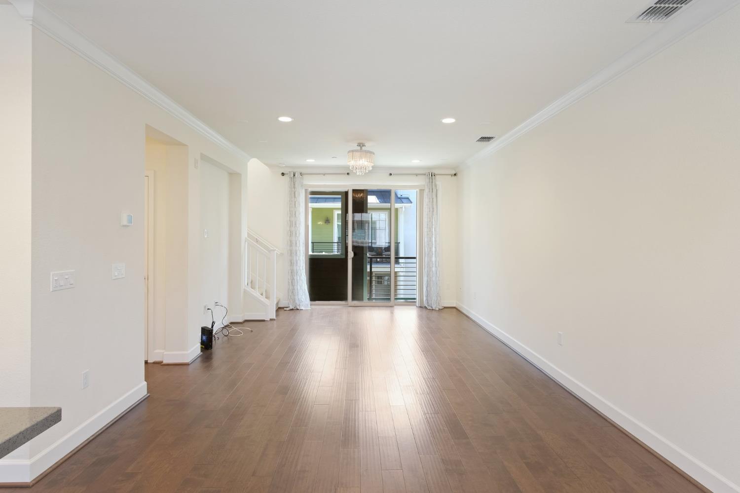 Detail Gallery Image 9 of 33 For 375 Basswood #3,  Livermore,  CA 94551 - 2 Beds | 2/1 Baths