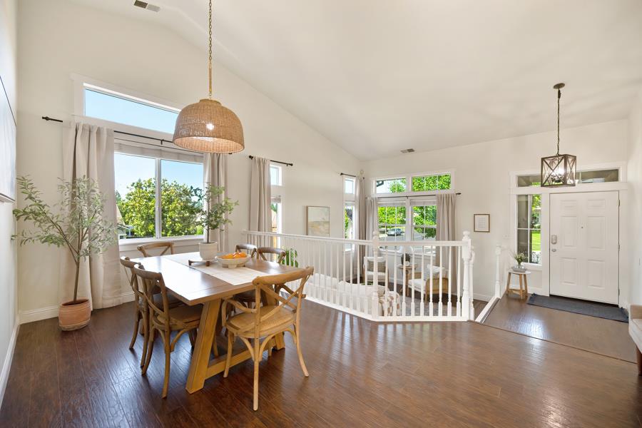 Detail Gallery Image 15 of 82 For 5802 Thoroughbred Ct, Rocklin,  CA 95677 - 4 Beds | 3 Baths