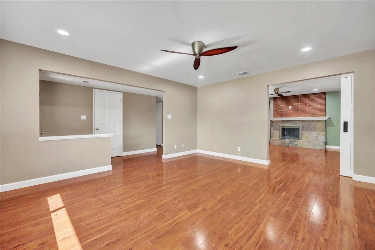 Detail Gallery Image 15 of 40 For 4732 Minaret Way, Carmichael,  CA 95608 - 2 Beds | 2 Baths