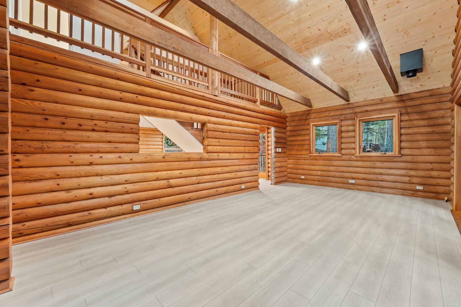 Detail Gallery Image 12 of 59 For 13792 Rockway Pl, Nevada City,  CA 95959 - 3 Beds | 3/1 Baths