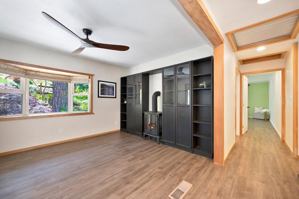 Detail Gallery Image 8 of 99 For 237 Sunnyside Dr, Colfax,  CA 95713 - 3 Beds | 2 Baths