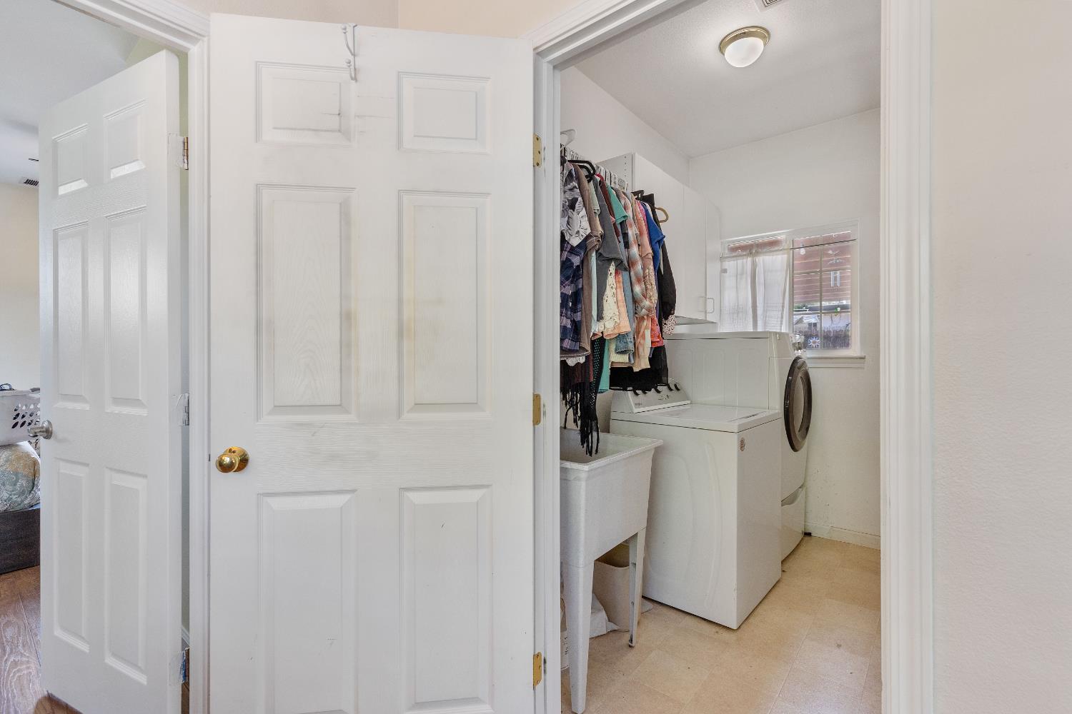 Detail Gallery Image 18 of 31 For 5001 Boyd Dr, Carmichael,  CA 95608 - 3 Beds | 2 Baths