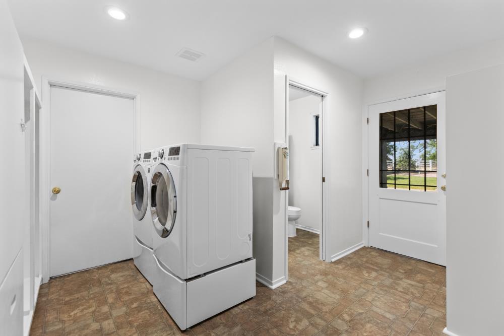 Detail Gallery Image 25 of 69 For 8744 Rubia Dr, Elk Grove,  CA 95624 - 3 Beds | 2/1 Baths