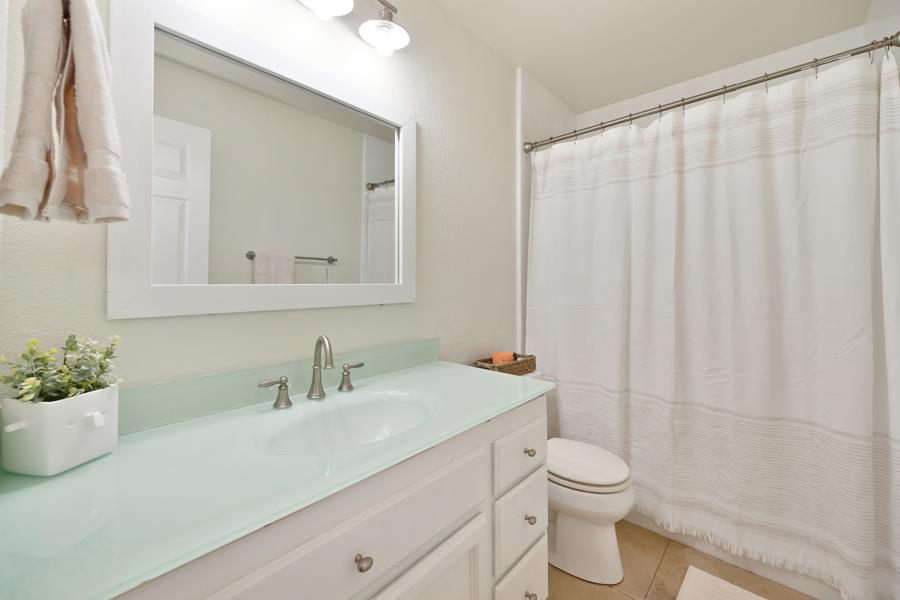 Detail Gallery Image 35 of 82 For 5802 Thoroughbred Ct, Rocklin,  CA 95677 - 4 Beds | 3 Baths